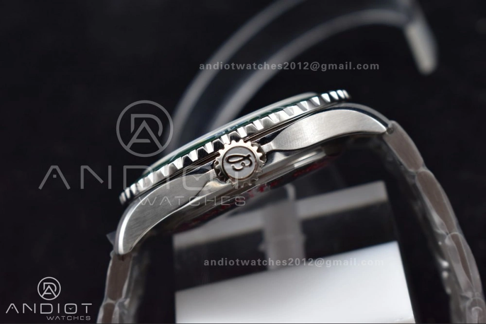 SuperOcean Automatic 44 TF 1:1 Best Edition Green Ceramic Bezel Green White Dial on SS Bracelet A2824