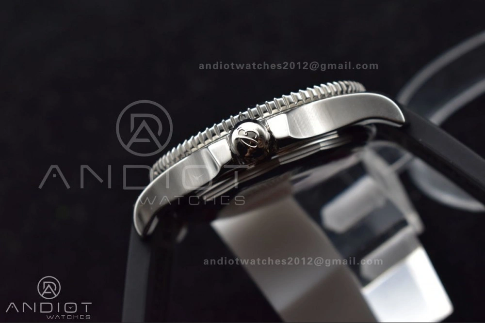 Superocean Automatic 44 TF 1:1 Best Edition Black Dial Black Bezel On Black Rubber Strap A2824