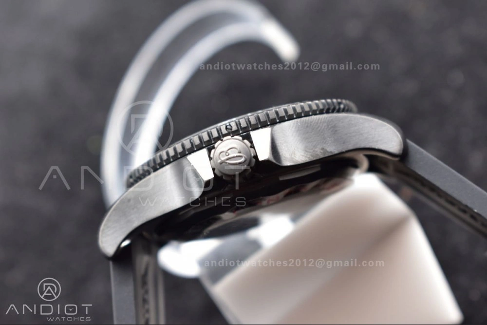 Superocean Automatic 44 TF 1:1 Best Edition Black Dial Black Bezel On Black Rubber Strap A2824