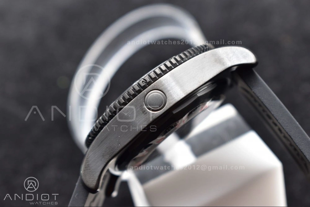 Superocean Automatic 44 TF 1:1 Best Edition Black Dial Black Bezel On Black Rubber Strap A2824