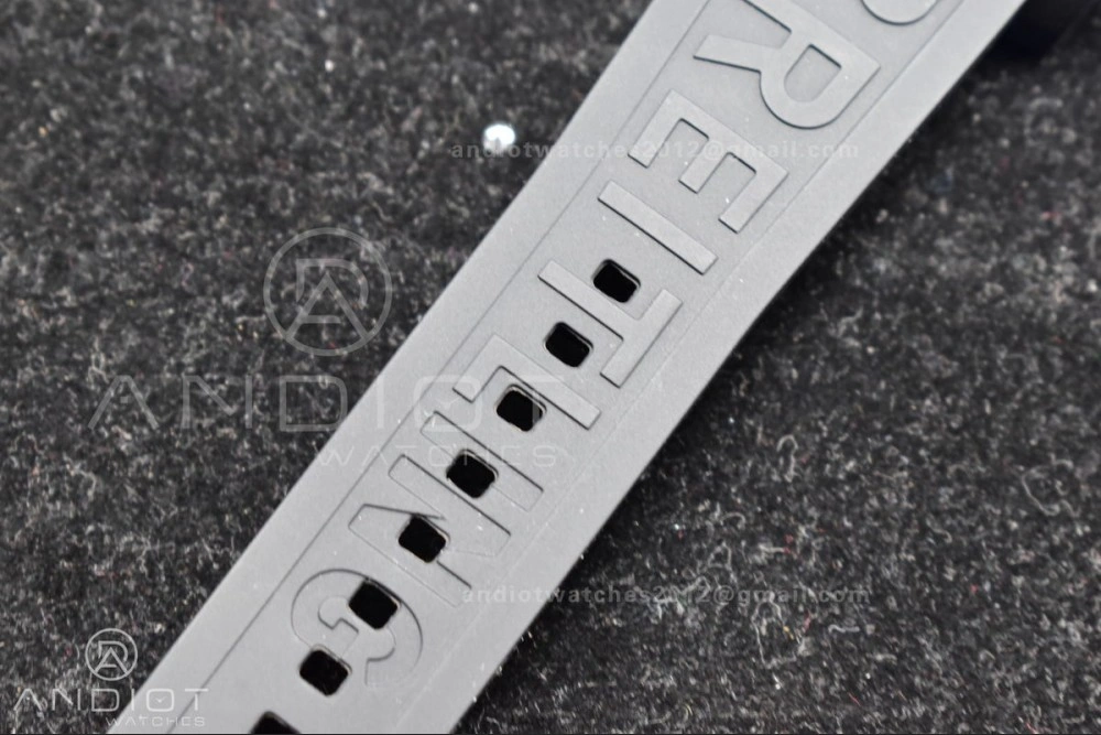 Superocean Automatic 44 TF 1:1 Best Edition Black Dial Black Bezel On Black Rubber Strap A2824