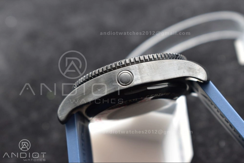 Superocean Automatic 44 TF 1:1 Best Edition Blue Dial Black Bezel On Black Rubber Strap A2824