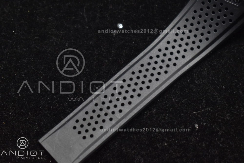 TAG Heuer Carrera Calibre Heuer 01 CLEP Special Edition CAR201J