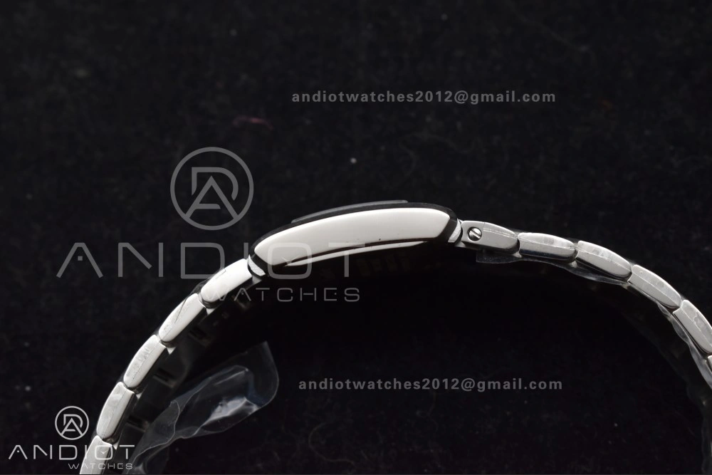 Tank Francaise Small SS KRF 1:1 Best Edition White Dial on SS Bracelet Ronda Quartz