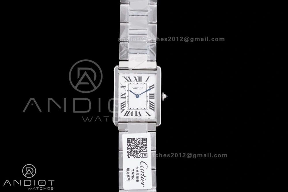 Tank Solo 27.5x34.8mm AF SS White Dial on SS Bracelet Ronda Quartz