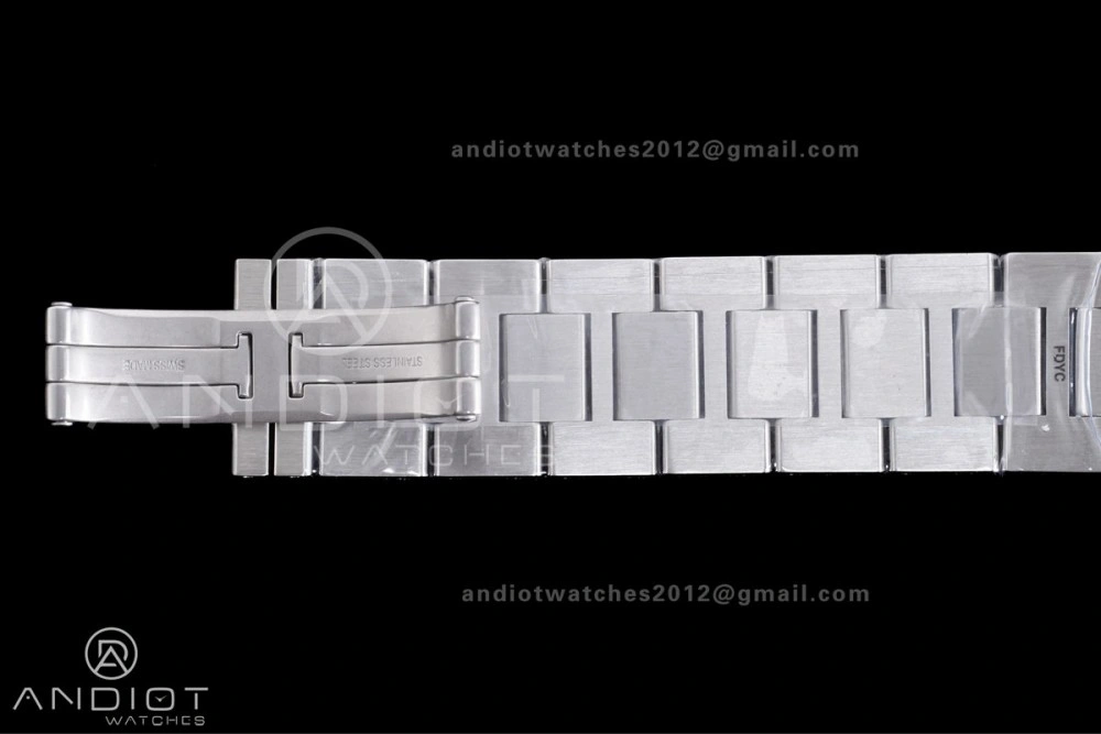 Tank Solo 27.5x34.8mm AF SS White Dial on SS Bracelet Ronda Quartz