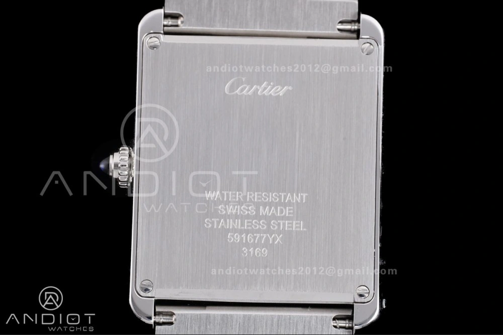 Tank Solo 27.5x34.8mm AF SS White Dial on SS Bracelet Ronda Quartz