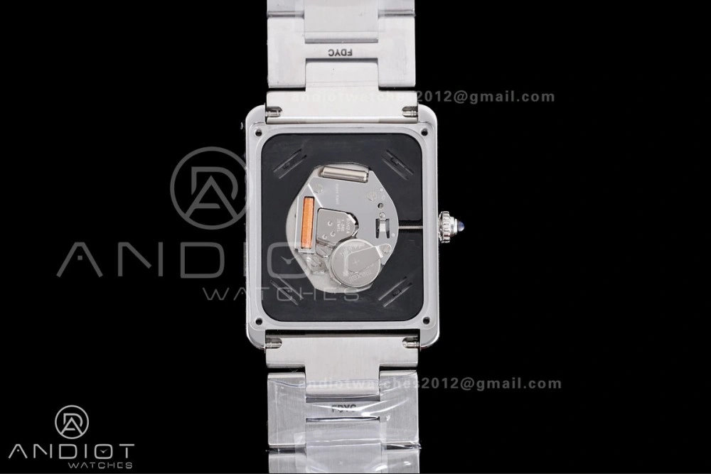 Tank Solo 27.5x34.8mm AF SS White Dial on SS Bracelet Ronda Quartz