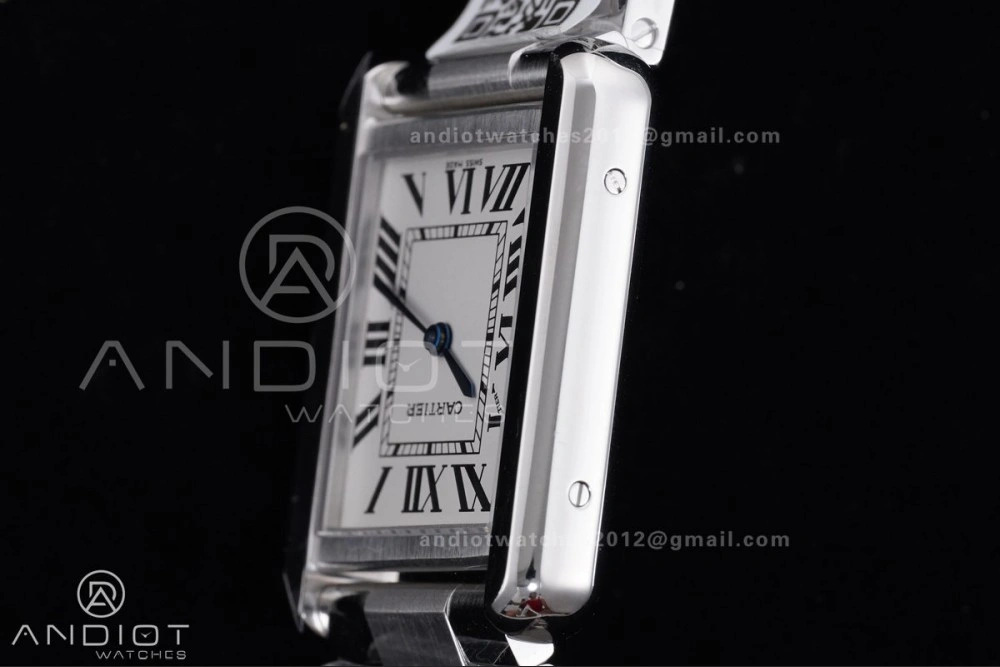 Tank Solo 31x24.4mm AF SS White Dial on SS Bracelet Ronda Quartz