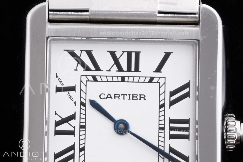 Tank Solo 31x24.4mm AF SS White Dial on SS Bracelet Ronda Quartz