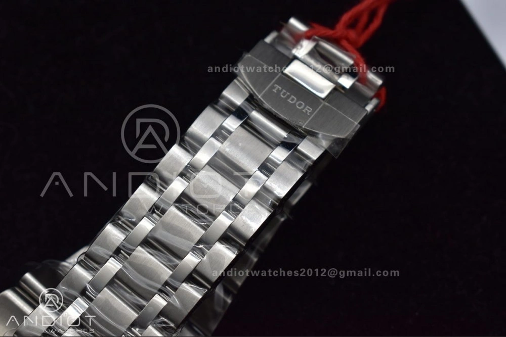 Tudor Royal V7F 1:1 Best Edition Black Dial on SS Strap A2836