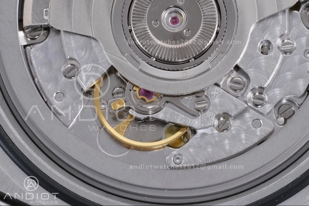 V7 Factory IWC Ingenieur IW328903 Aqua V2 Dial On SS Automatic A2892