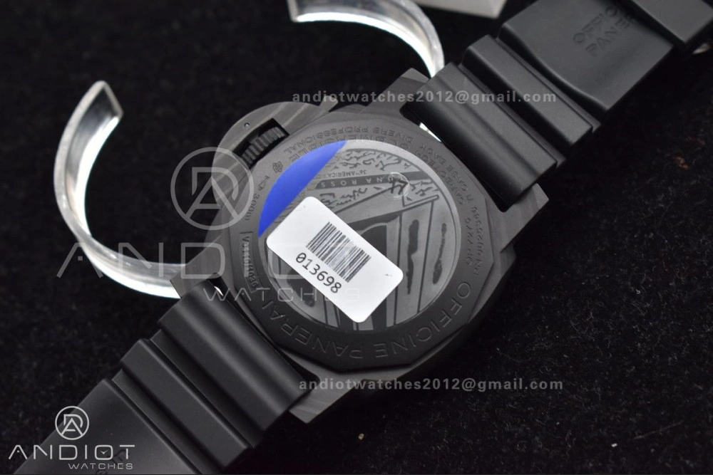 VS Factory PAM 1039 Submersible Luna Rossa GMT 47mm