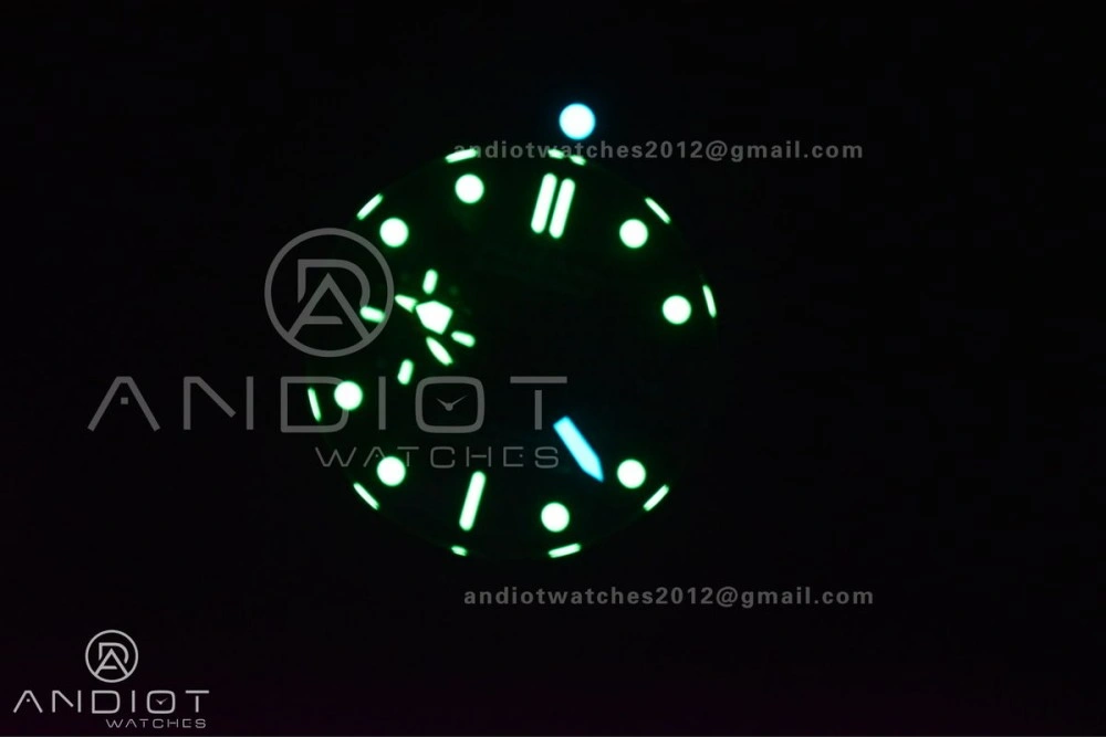 VS Factory PAM 1039 Submersible Luna Rossa GMT 47mm