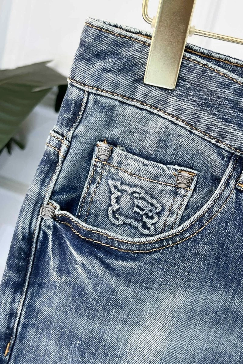 Burberry Jeans