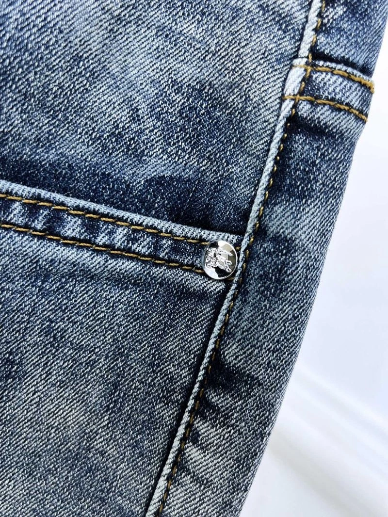 Burberry Jeans