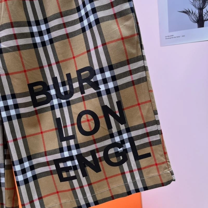 Burberry Short Pants