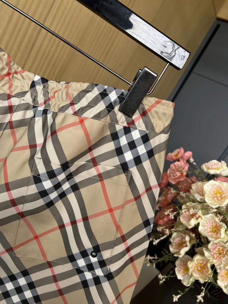 Burberry Short Pants
