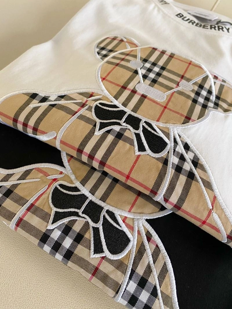 Burberry T-Shirts