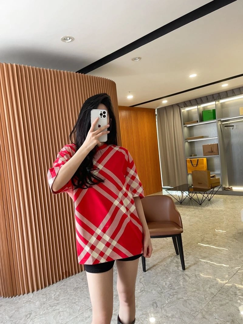 Faithkeybiz Burberry T-Shirts