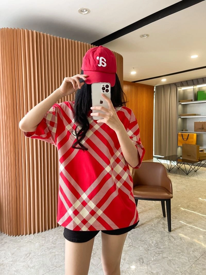 Faithkeybiz Burberry T-Shirts