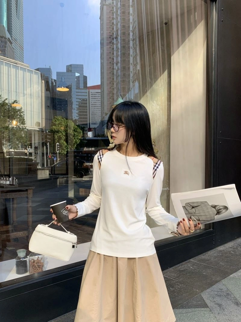 Burberry T-Shirts