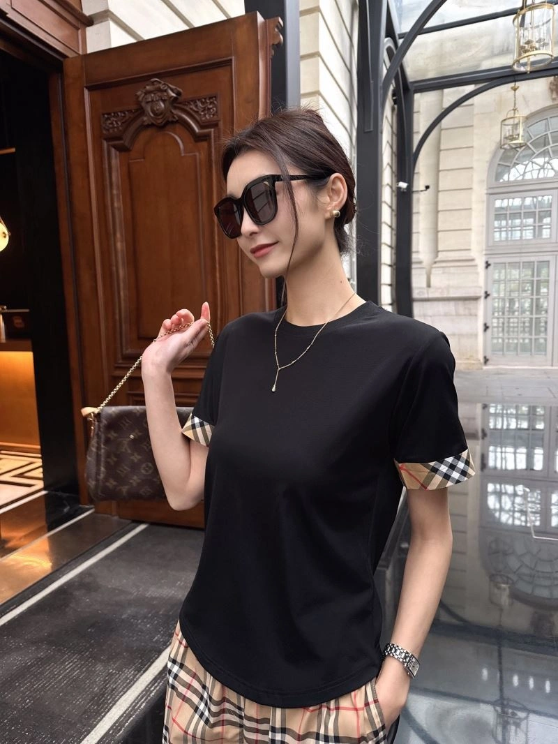 Burberry T-Shirts
