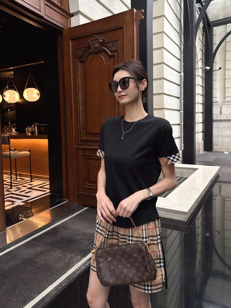 Burberry T-Shirts