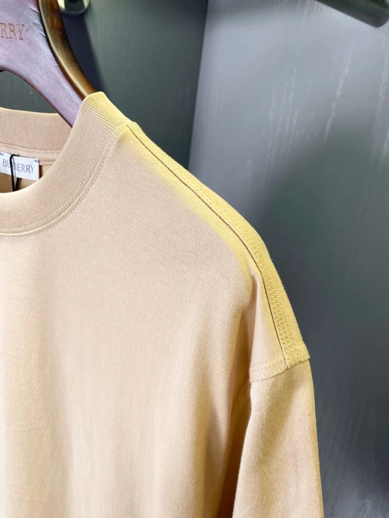 Burberry T-Shirts
