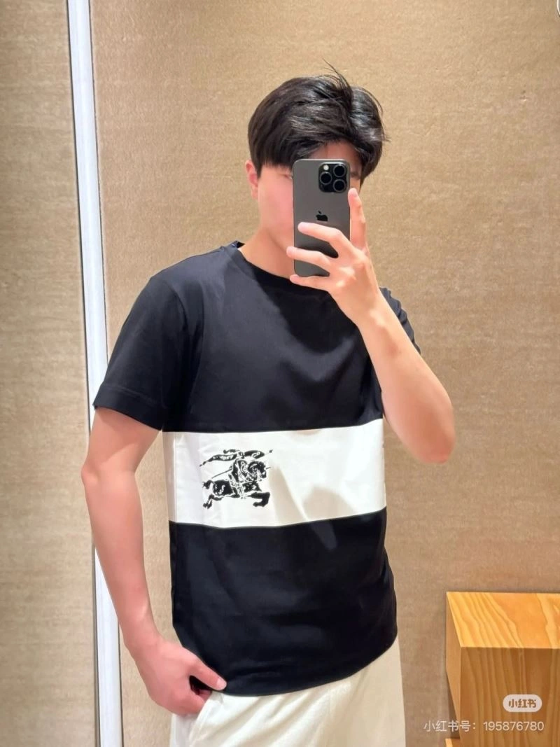 Burberry T-Shirts