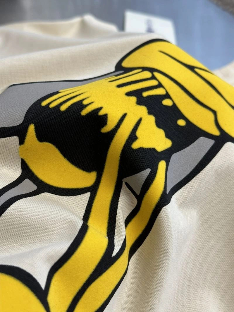 Burberry T-Shirts