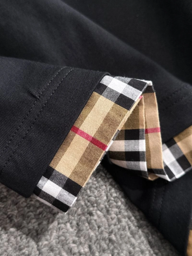 Burberry T-Shirts