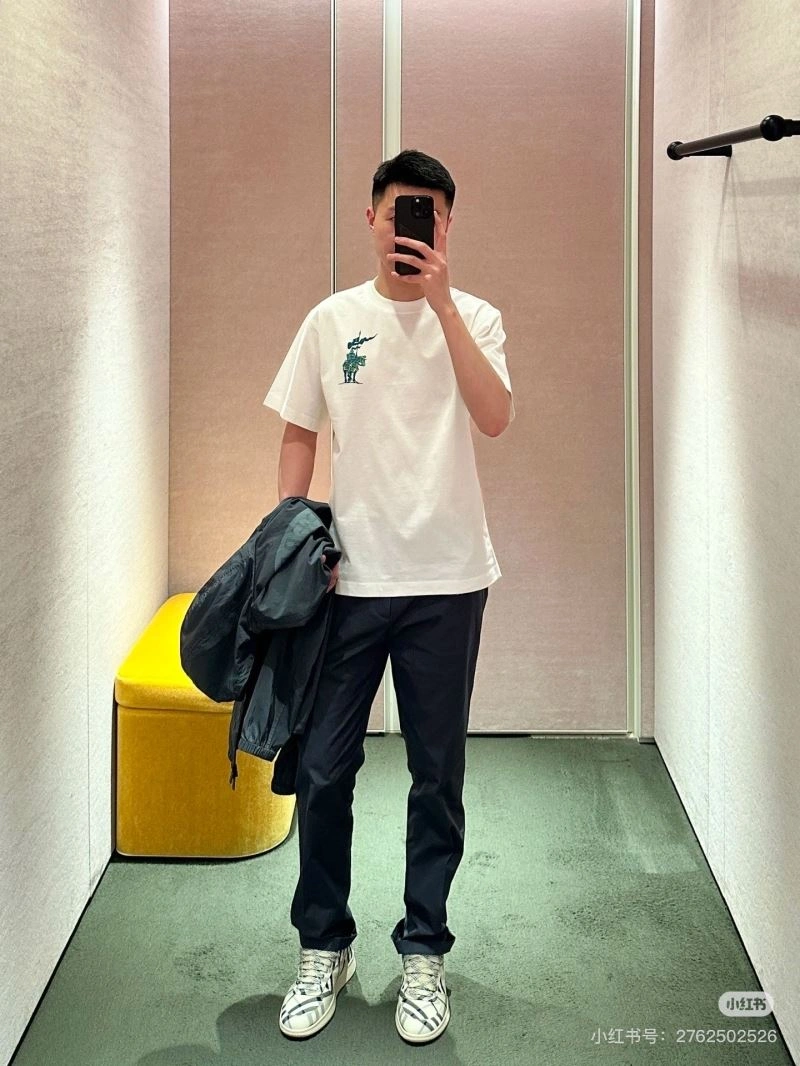 Burberry T-Shirts