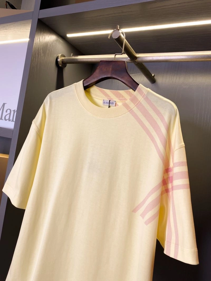 Burberry T-Shirts