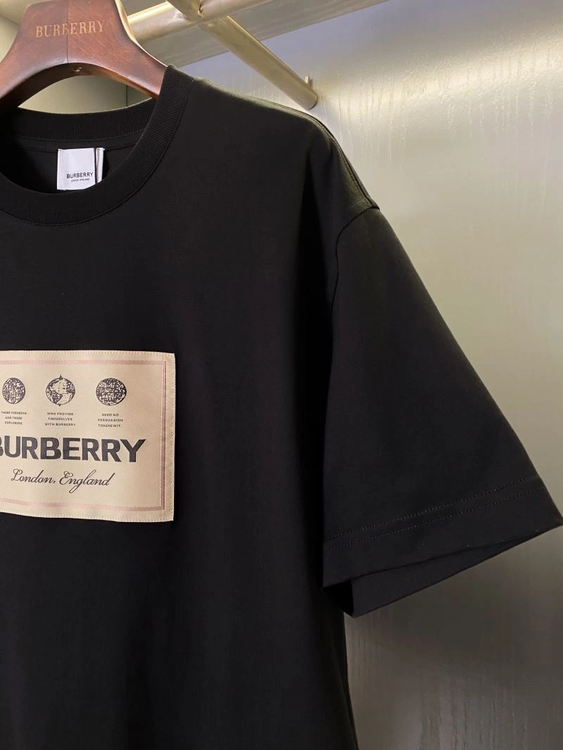 Faithkeybiz Burberry T-Shirts