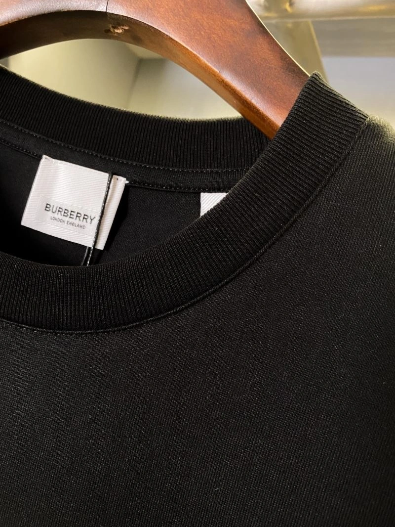 Faithkeybiz Burberry T-Shirts