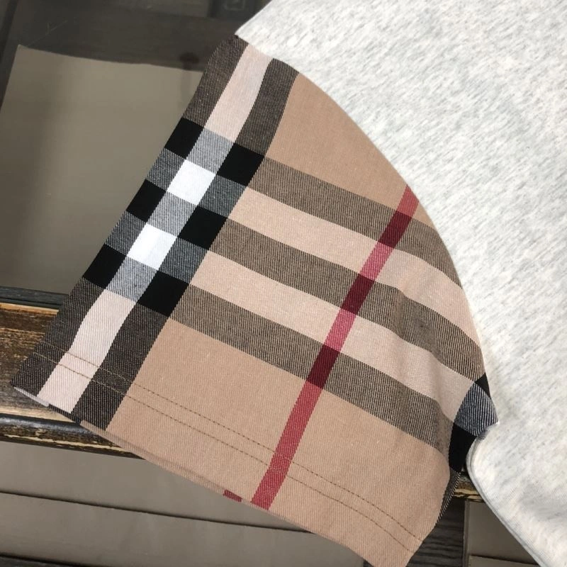 Faithkeybiz Burberry T-Shirts