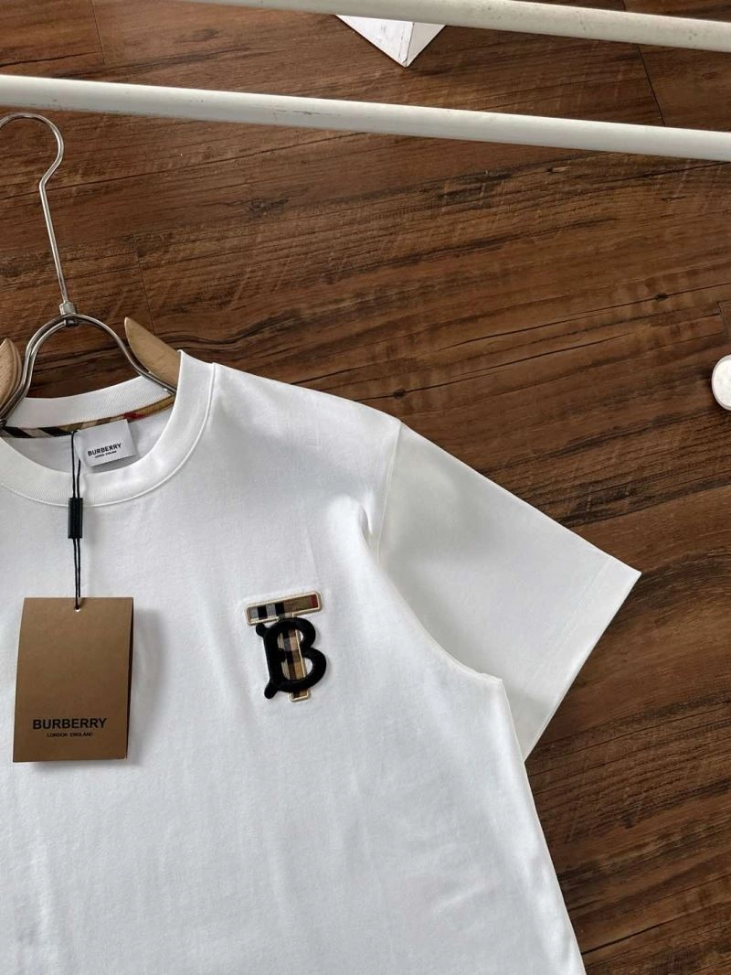 Burberry T-Shirts