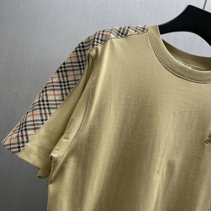 Burberry T-Shirts
