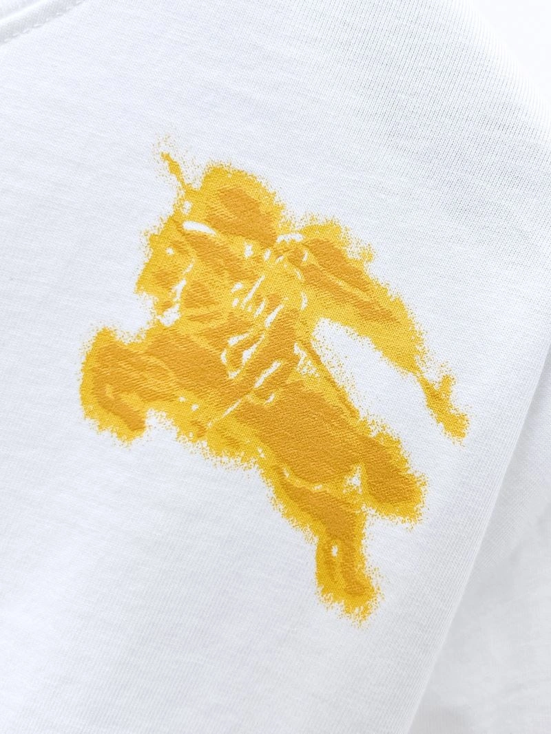 Burberry T-Shirts