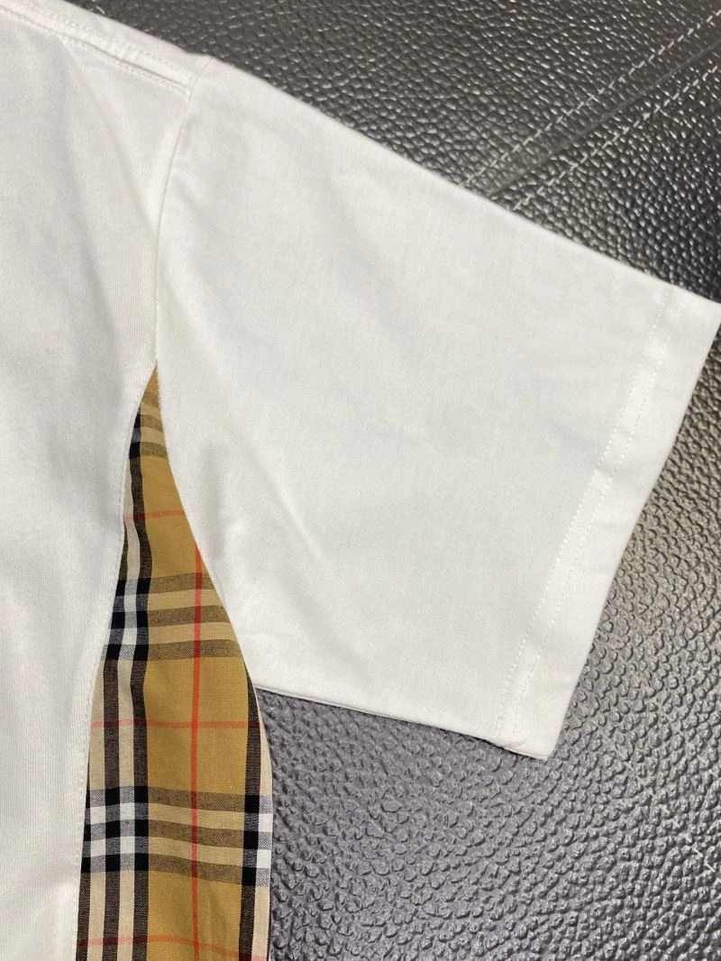 Burberry T-Shirts