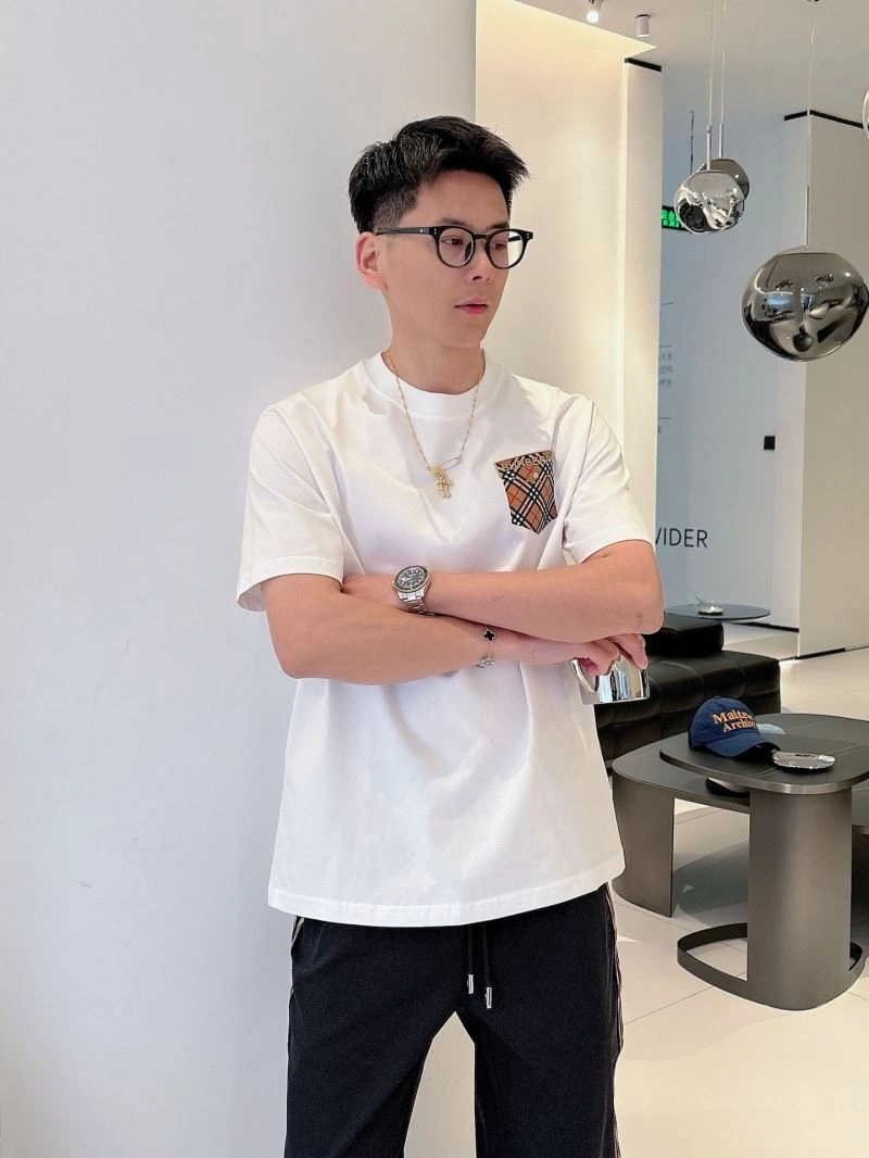 Burberry T-Shirts