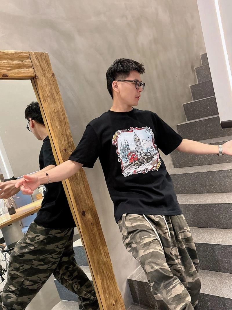 Burberry T-Shirts
