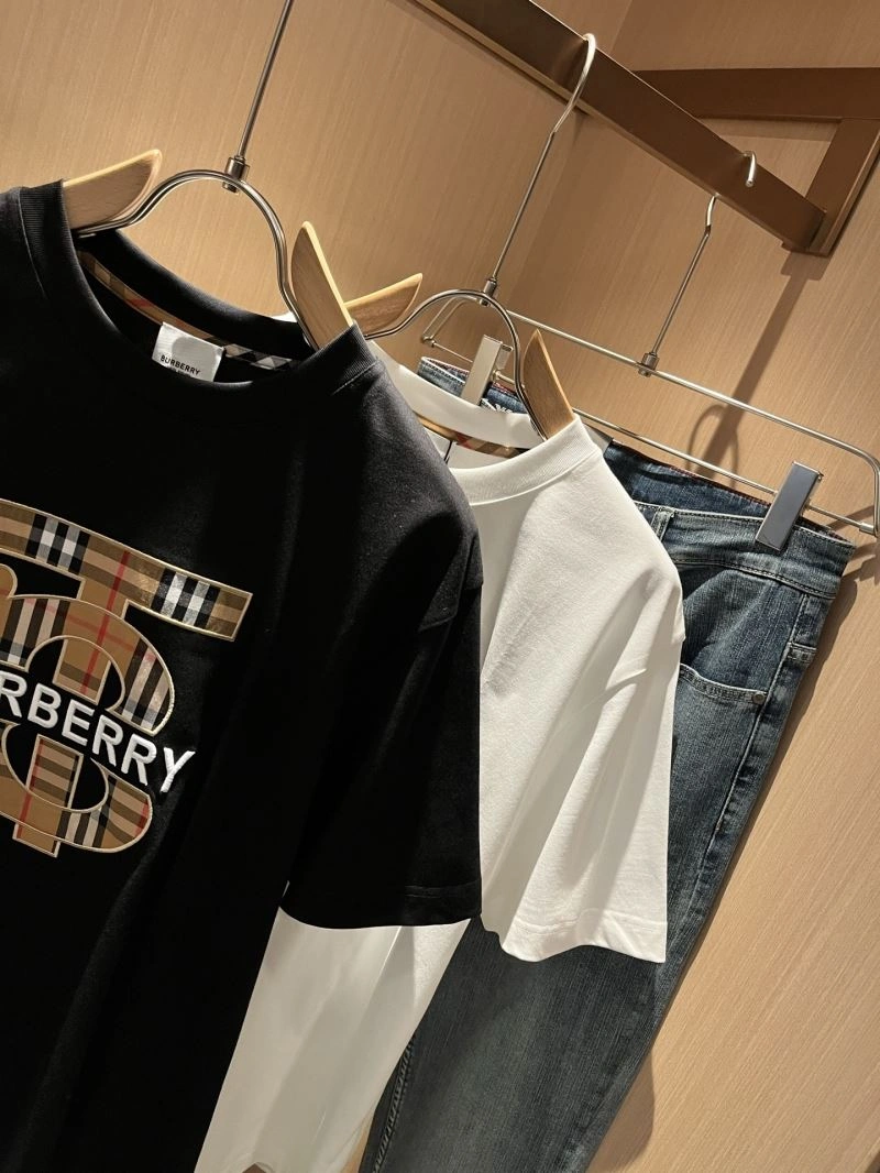 Burberry T-Shirts