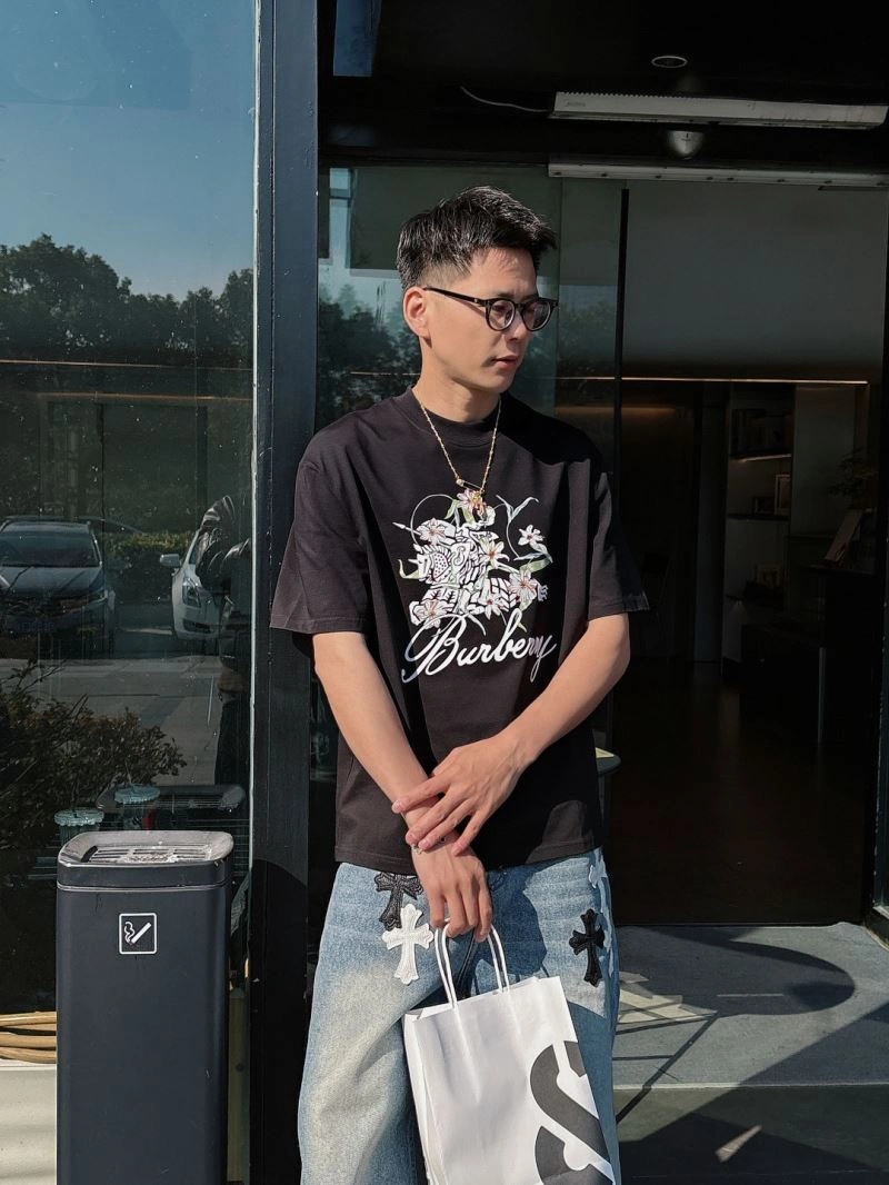Burberry T-Shirts