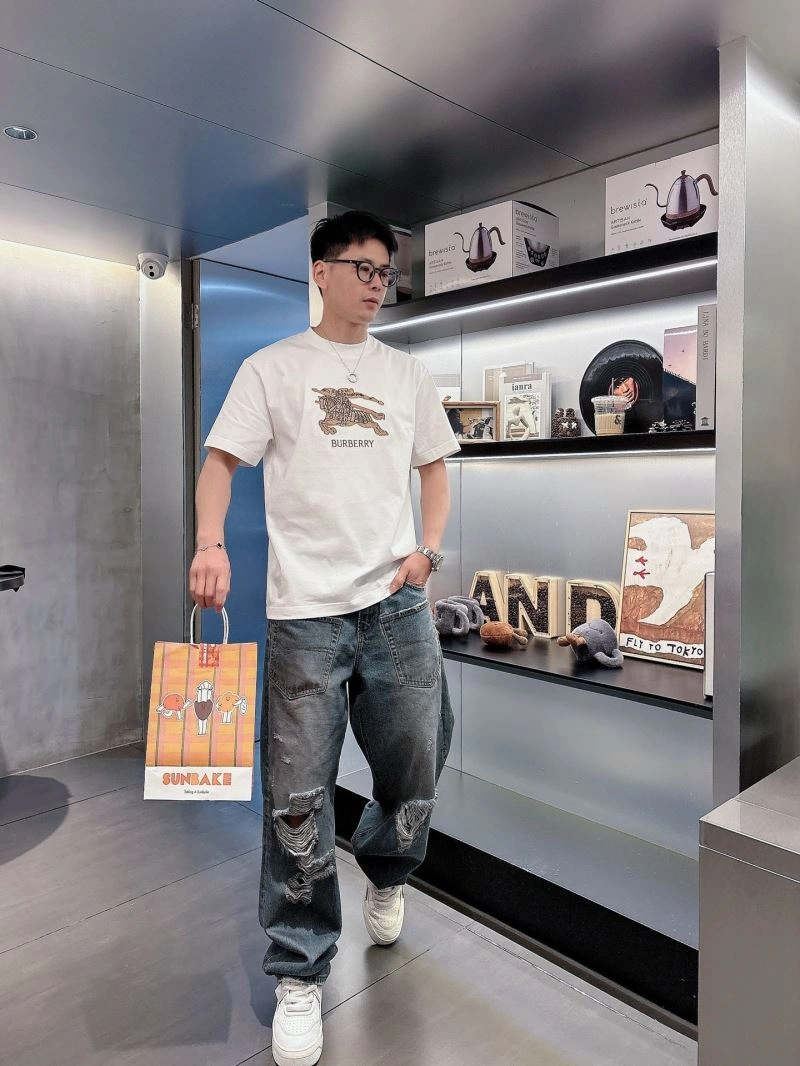 Burberry T-Shirts