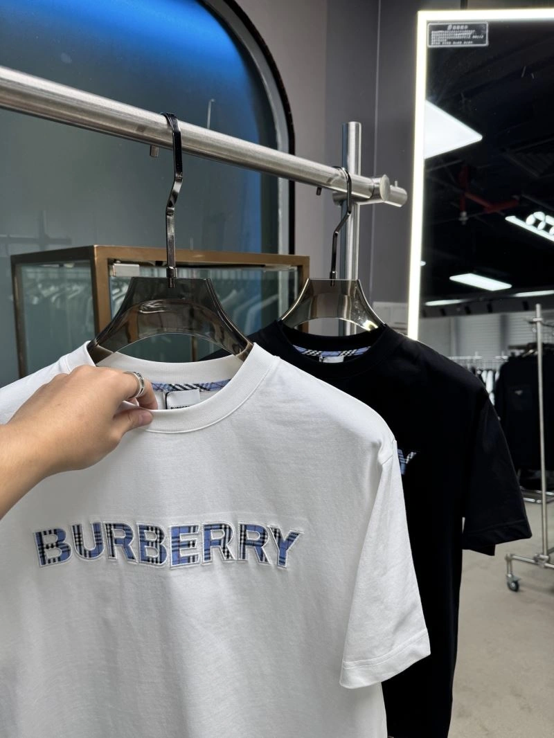 Burberry T-Shirts