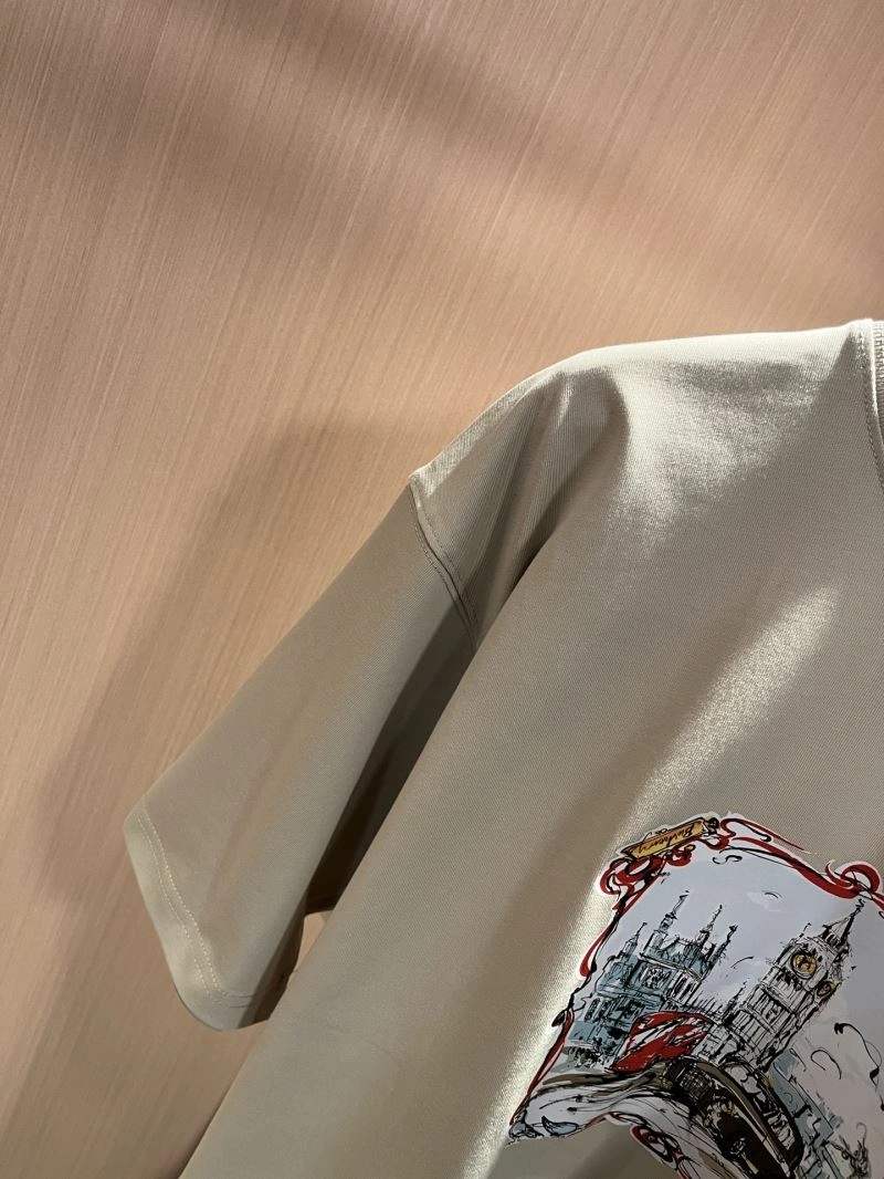 Burberry T-Shirts