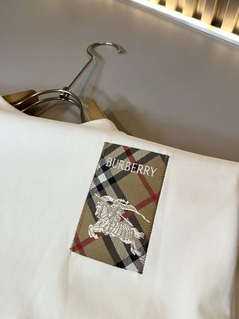 Burberry T-Shirts