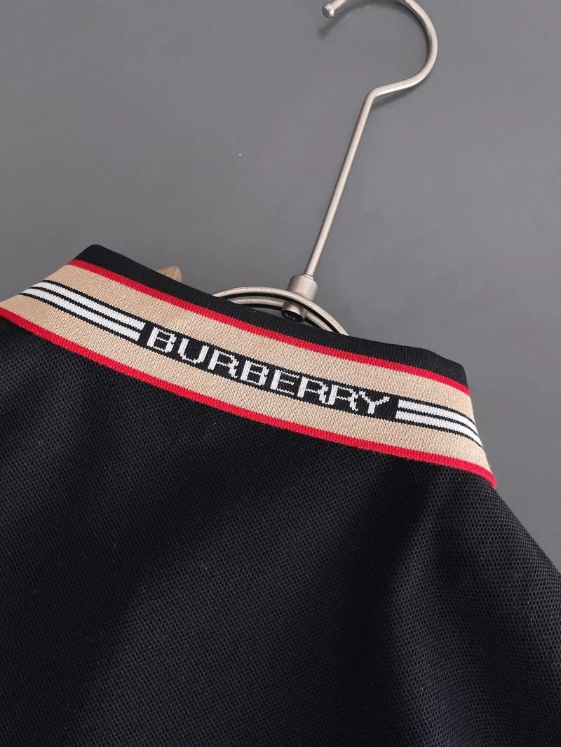 Burberry T-Shirts